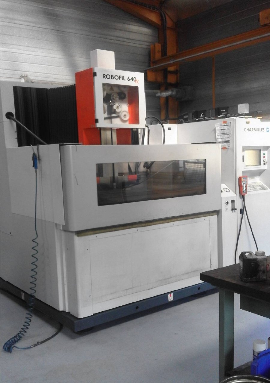 Electroérosion à fil Charmilles Robofil 640 CC d'occasion